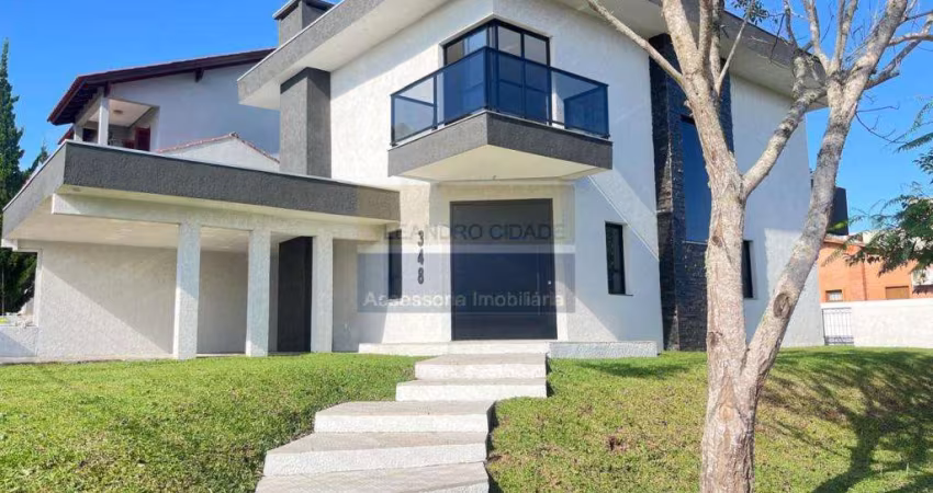 Casa de condomínio 3 dormitórios à venda no Bairro Cantegril com 420 m² de área privativa - 2 vagas de garagem