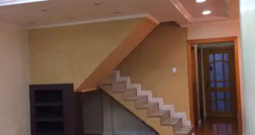 Casa 3 dormitórios à venda no bairro tarumã com 181 m² de área privativa