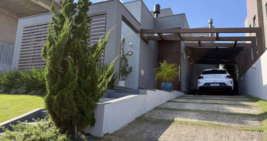 Casa de condomínio 3 dormitórios à venda no Bairro Condomínio Buena Vista com 212 m² de área privativa - 2 vagas de garagem