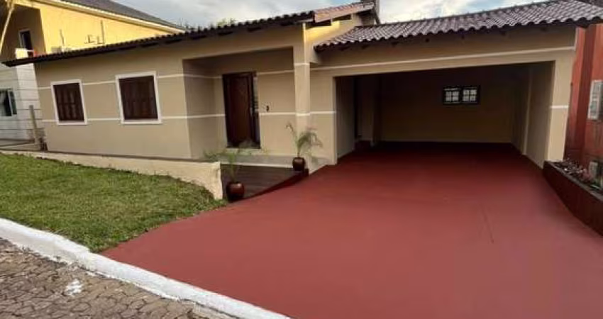Casa de condomínio 3 dormitórios à venda no Bairro Condomínio Condado de Castella com 224 m² de área privativa - 2 vagas de garagem