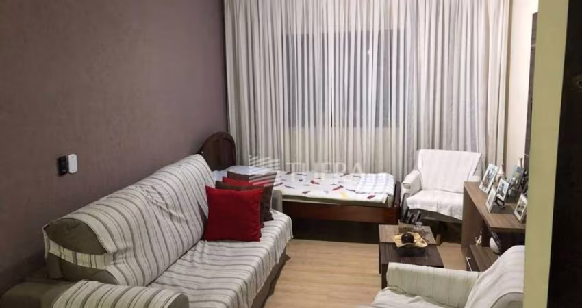 Sobrado com 3 dormitórios à venda, 264 m² por R$ 750.000,00 - Utinga - Santo André/SP