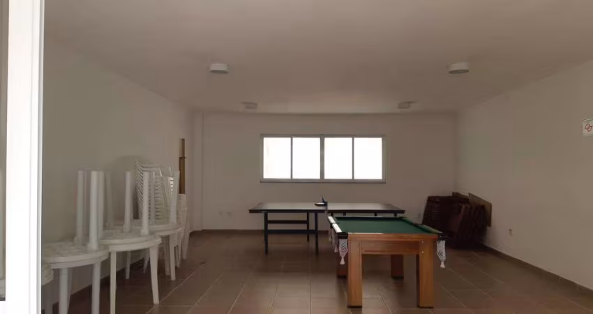 Apartamento com 2 dormitórios à venda, 52 m² por R$ 300.000,00 - Utinga - Santo André/SP
