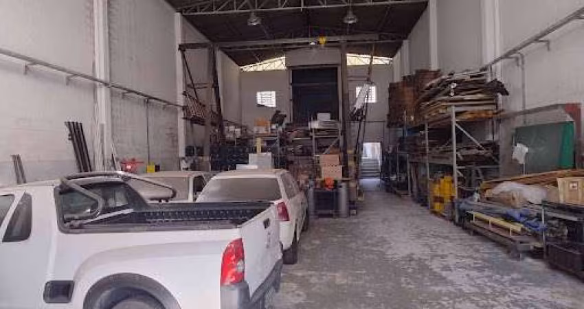 Galpão à venda, 362 m² por R$ 1.700.000,00 - Rudge Ramos - São Bernardo do Campo/SP