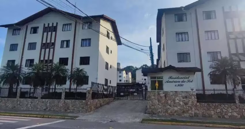 Apartamento com 3 quartos para alugar na Rua Marquês de Olinda, 1685, América, Joinville