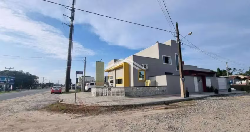 Sobrado com 3 dormitórios à venda, 240 m² por r$ 1.300.000,00 - paese - itapoá/sc