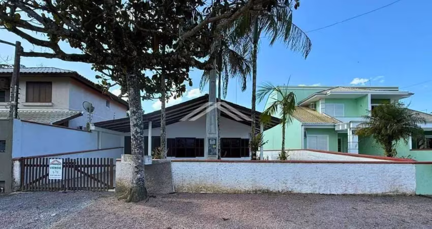Casa com 3 quartos à venda, centro - itapoá - santa catarina