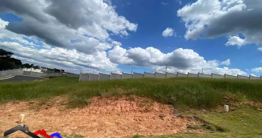 Terreno à venda no Condomínio Residencial Saint Claire, Boituva 