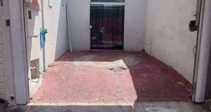Sobrado  na Vila Constança 2 dorm 390.000