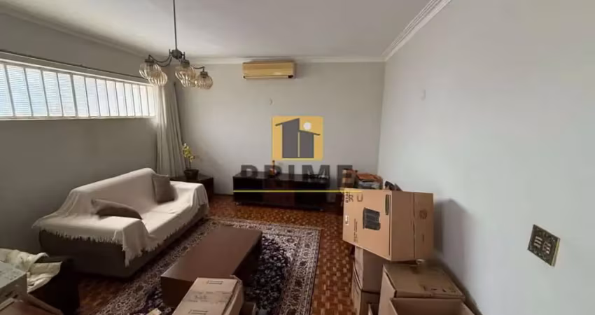 Casa - Rua Paes Leme
