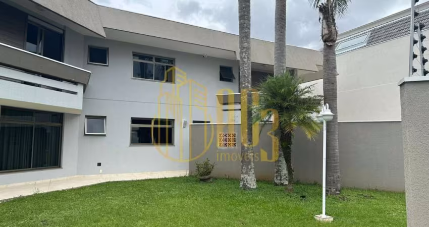 Casa com 711m² no Jardim Social em Curitiba