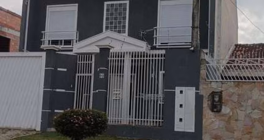 Sobrado no Alto Boqueirão  -  Curitiba