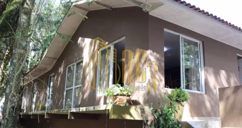 Casa com 3 quartos à venda na Rua Ângelo Domingos Durigan, Cascatinha, Curitiba