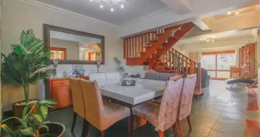 CASA 4D no bairro JARDIM PLANALTO em Porto Alegre