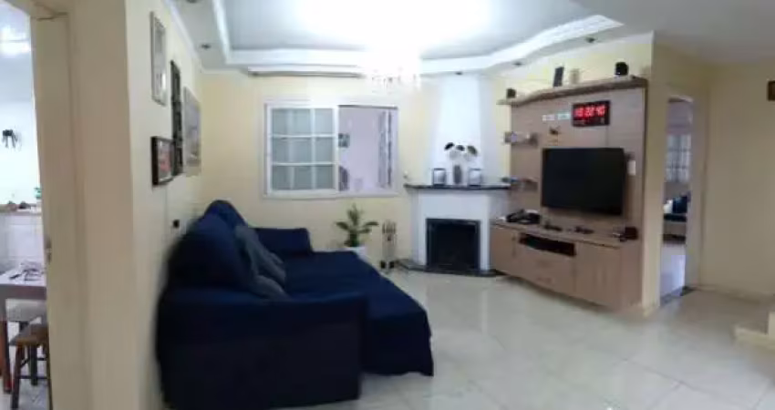 CASA 5D no bairro Sarandi em Porto Alegre