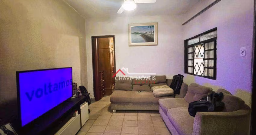 Casa com 2 dormitórios à venda, 135 m² por R$ 480.000,00 - Rádio Club - Santos/SP