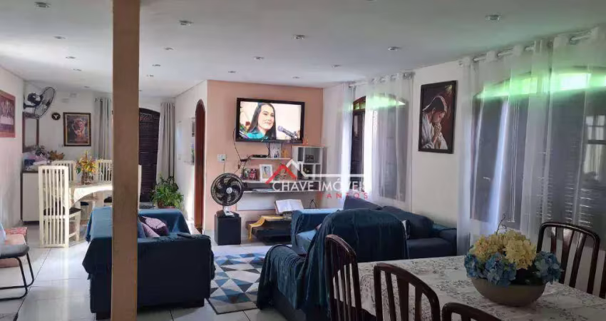 Sobrado com 3 dormitórios à venda, 182 m² por R$ 840.000,00 - Aparecida - Santos/SP