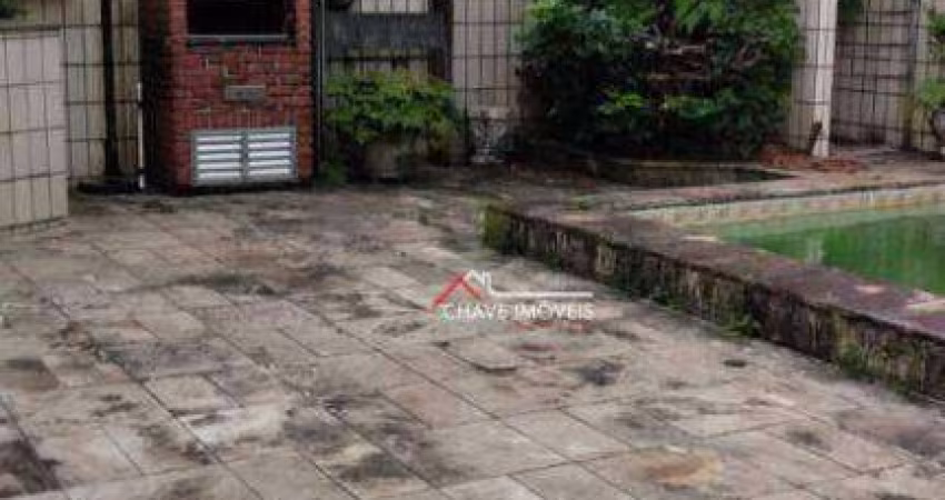 CASA TÉRREA COM 248,35 M2, 4 DORMITÓRIOS, PISCINA, NA PONTA DA PRAIA - SANTOS/SP