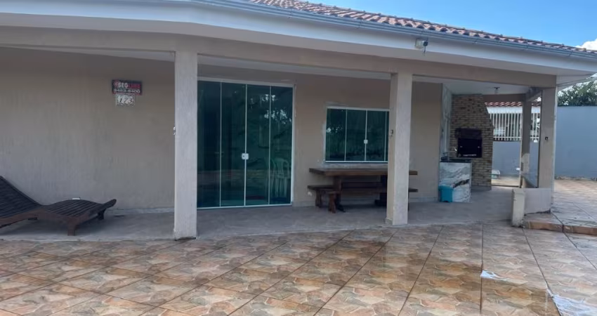 Linda casa praia de leste averbada  troca por imóvel Curitiba