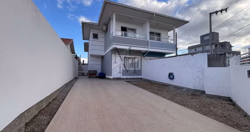 Casa Sobrado em Bela Vista, Palhoça/SC