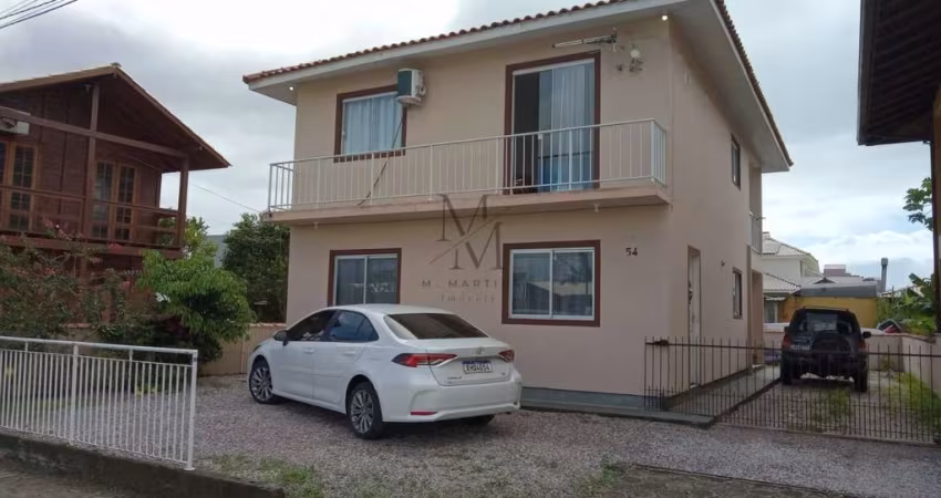 Casa à venda no bairro Ponta do Papagaio - Palhoça/SC
