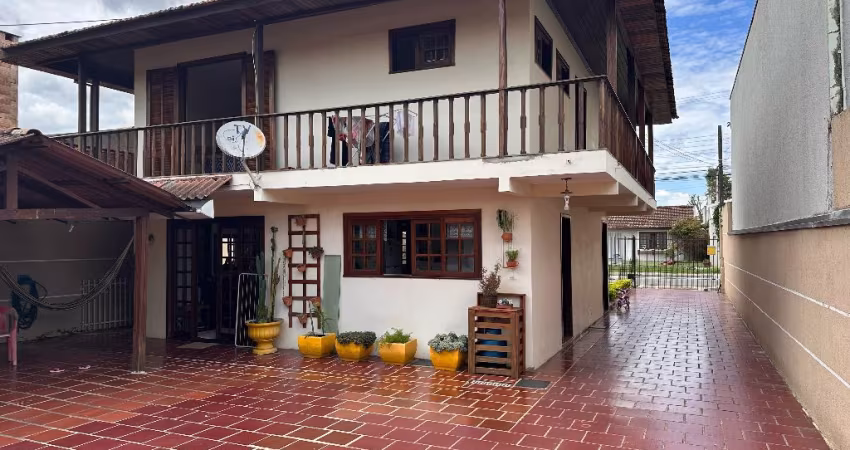 Sobrado em Pinhais  a venda , melhor região! Grande potencial