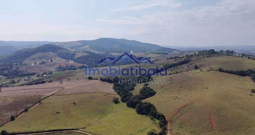 Fazenda à venda com 18 alqueires, 435.600m² - Região Bragantina