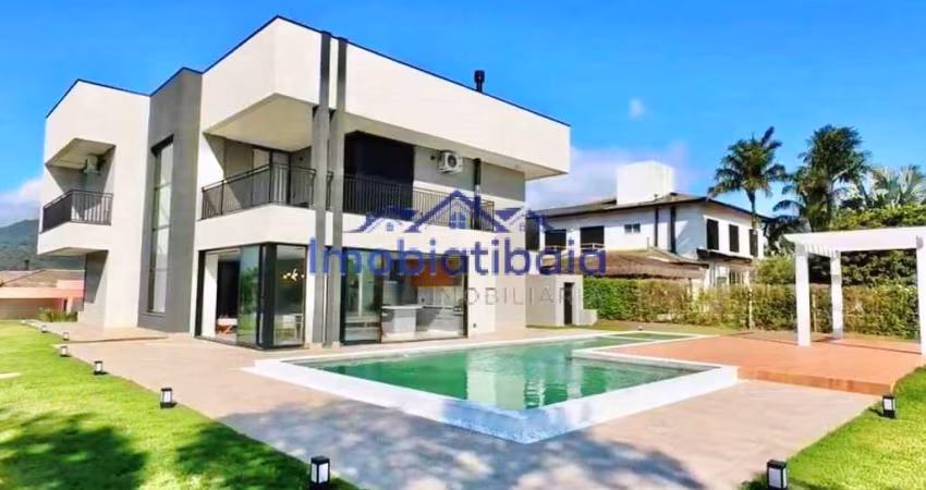 Casa à venda em condomínio com acesso a Represa em Joanópolis - 1039m²