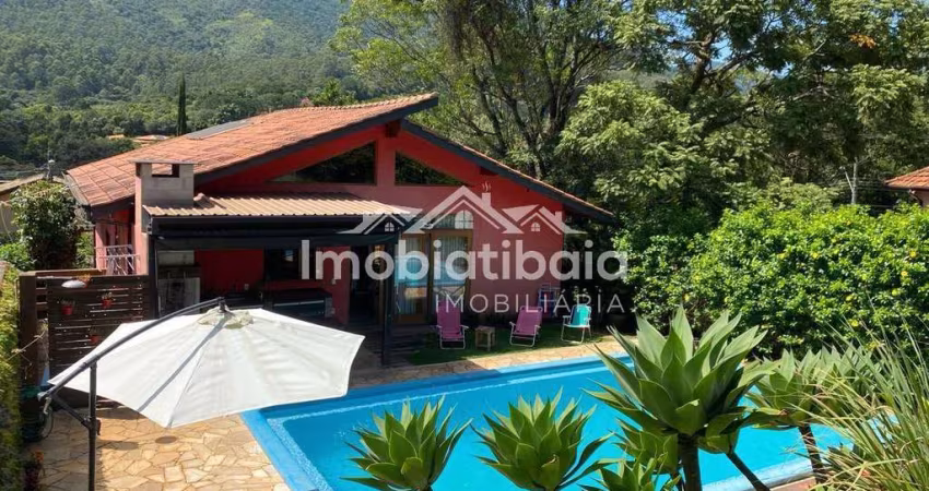 Casa rústica à venda em condomínio fechado na cidade de Atibaia - 321m²