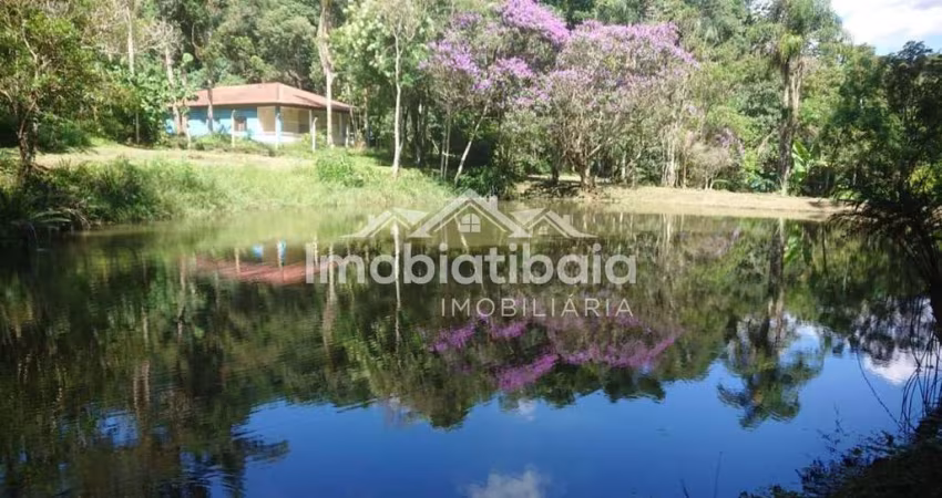 Sítio com nascente e lago à venda em Nazaré Paulista - 170.000 m²