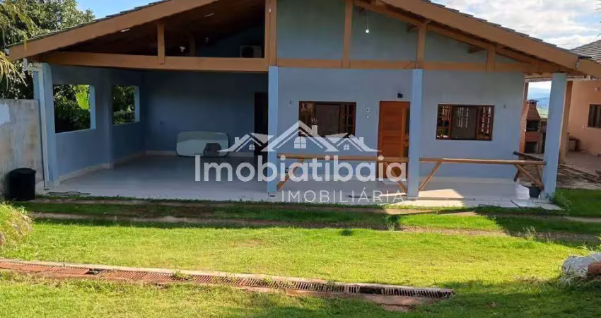 Casa à venda em condomínio fechado Atibaia - Vitória Régia