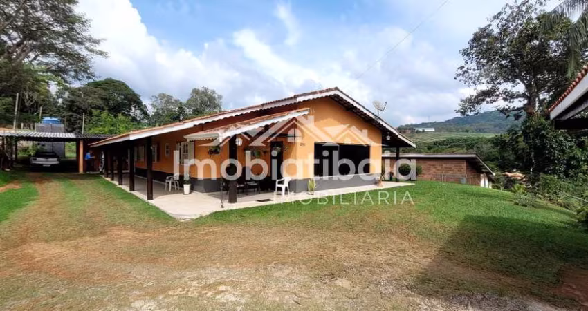Chácara à venda em Piracaia - 1600m²