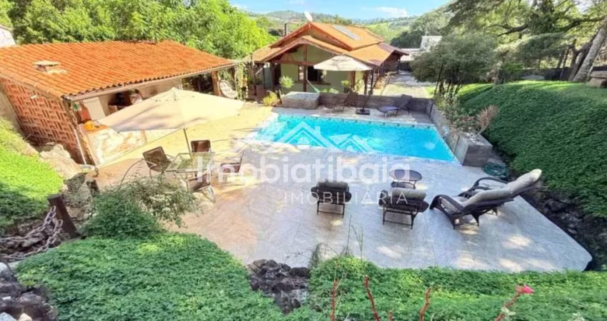 Casa de campo à venda em Piracaia - Vale do Atibaia - 850m²