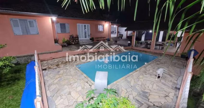 Casa à venda com nascente em Atibaia - Jardim Imperial - 891m²