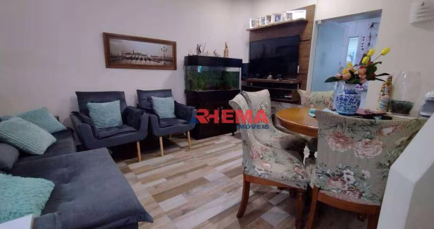 Sobrado com 3 dormitórios à venda, 89 m² por R$ 800.000,00 - Campo Grande - Santos/SP