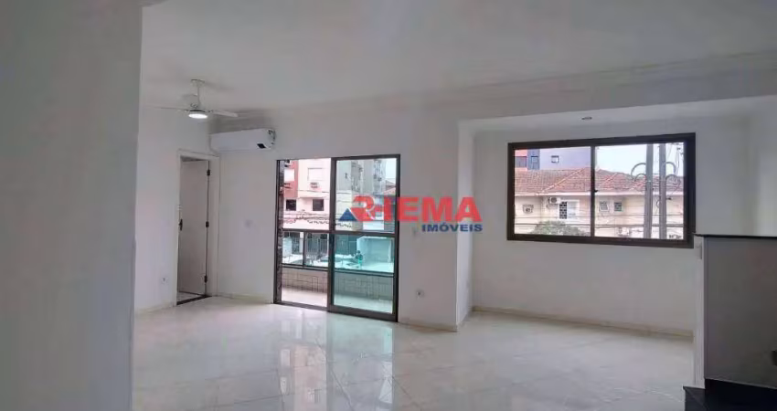 Sobrado com 3 dormitórios à venda, 197 m² por R$ 1.070.000,00 - Embaré - Santos/SP