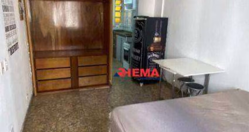 Kitnet para alugar, 32 m² por R$ 2.100/mês - José Menino - Santos/SP