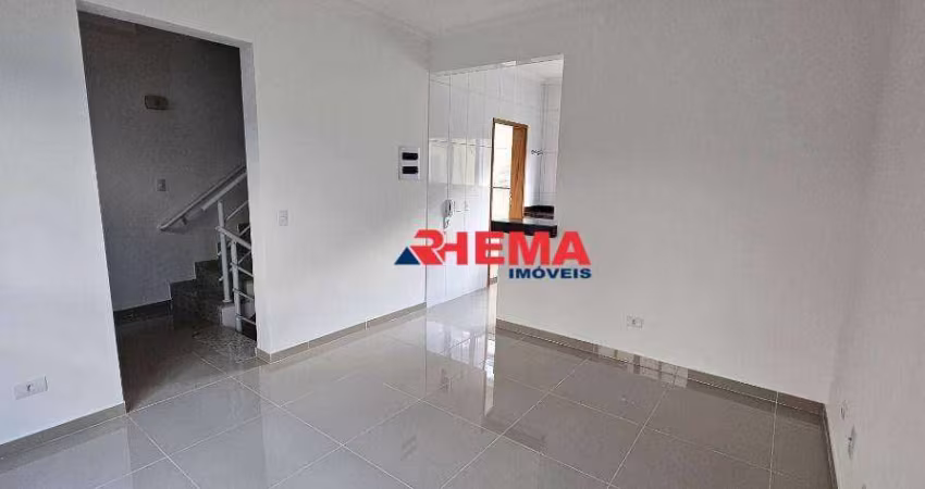 Sobrado com 2 dormitórios à venda, 103 m² por R$ 721.000,00 - Marapé - Santos/SP