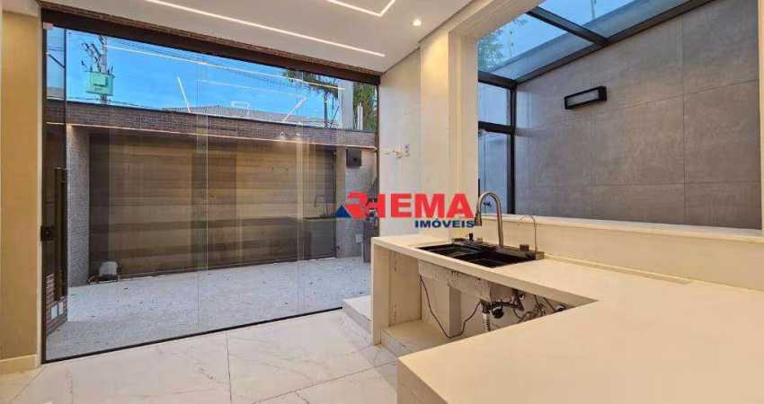 Sobrado com 3 dormitórios à venda, 220 m² por R$ 3.200.000,00 - Campo Grande - Santos/SP