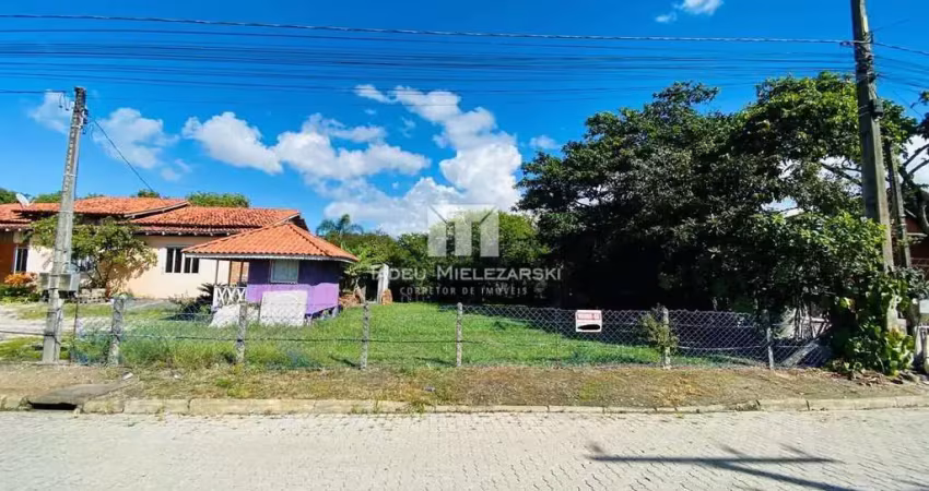 Terreno à venda no Balneário Perequê, Porto Belo 