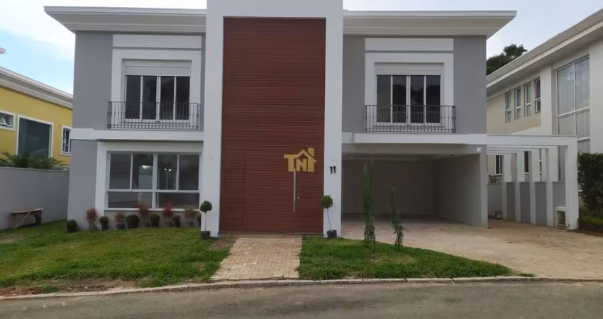 Residência Exclusiva no Condomínio de Altíssimo Padrão, com 820 m2 – Campo Comprido,