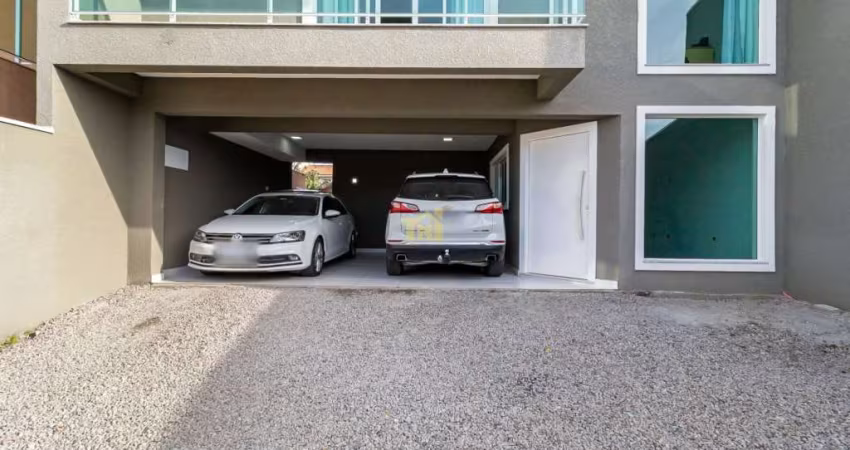 Sobrado no Capão da Imbuia, com 3 Quartos, 2 suítes e 2 banheiros com 216 m² por R$ 990.000,00
