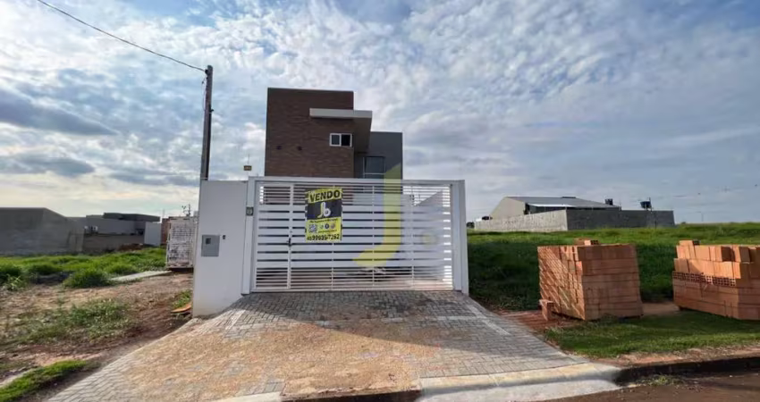 Sobrado com 3 dormitórios à venda, 120 m² e sobra de terreno