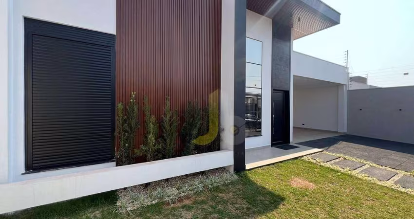 CASA COM SOBRA DE TERRENO NO TROPICAL 3