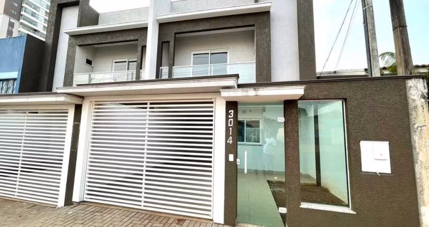 Sobrado com 1 Suíte com Hidro + 2 dormitórios à venda, com área gourmet - Coqueiral - Cascavel/PR