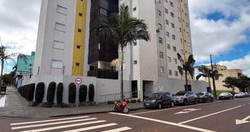Apartamento com 1 Suíte + 2 dormitórios, prédio com piscina