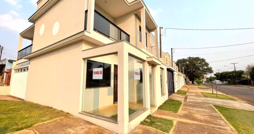 Sobrado com 1 Suíte com hidro + 2 dormitórios à venda - Coqueiral - Cascavel/PR