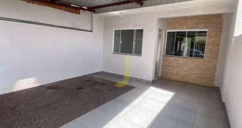 Casa com 2 dormitórios à venda, 53 m² por R$ 230.000,00