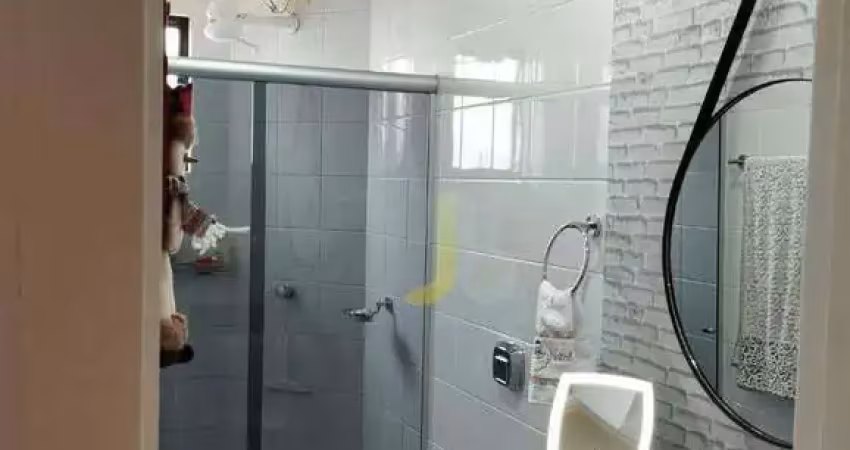 Apartamento com 3 dormitórios à venda por  Centro - Cascavel/PR