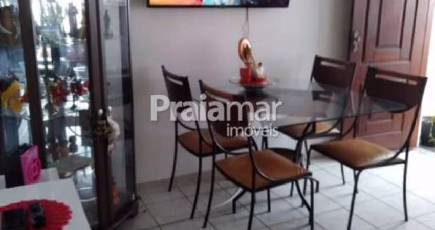 Sobrado 2 Dorm/ 61 m²/ 2 vagas/ Vila Voturua / São Vicente / SP.