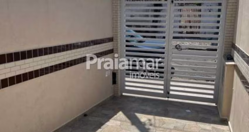 2 dorm | 1 suíte | wc | Área de serviço | Garagem | Quintal | Jardim Castelo | Santos | SP.